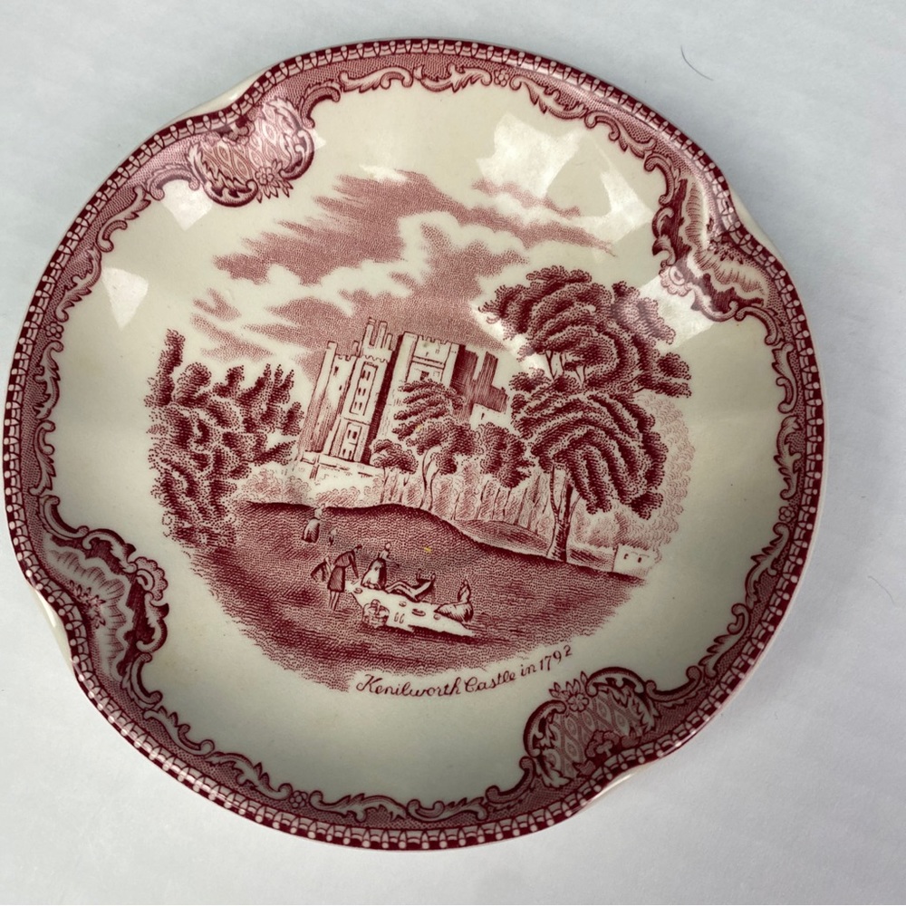 Vintage Johnson Bros 5.5” Collectible Side Plate Old Britain Castles Red White